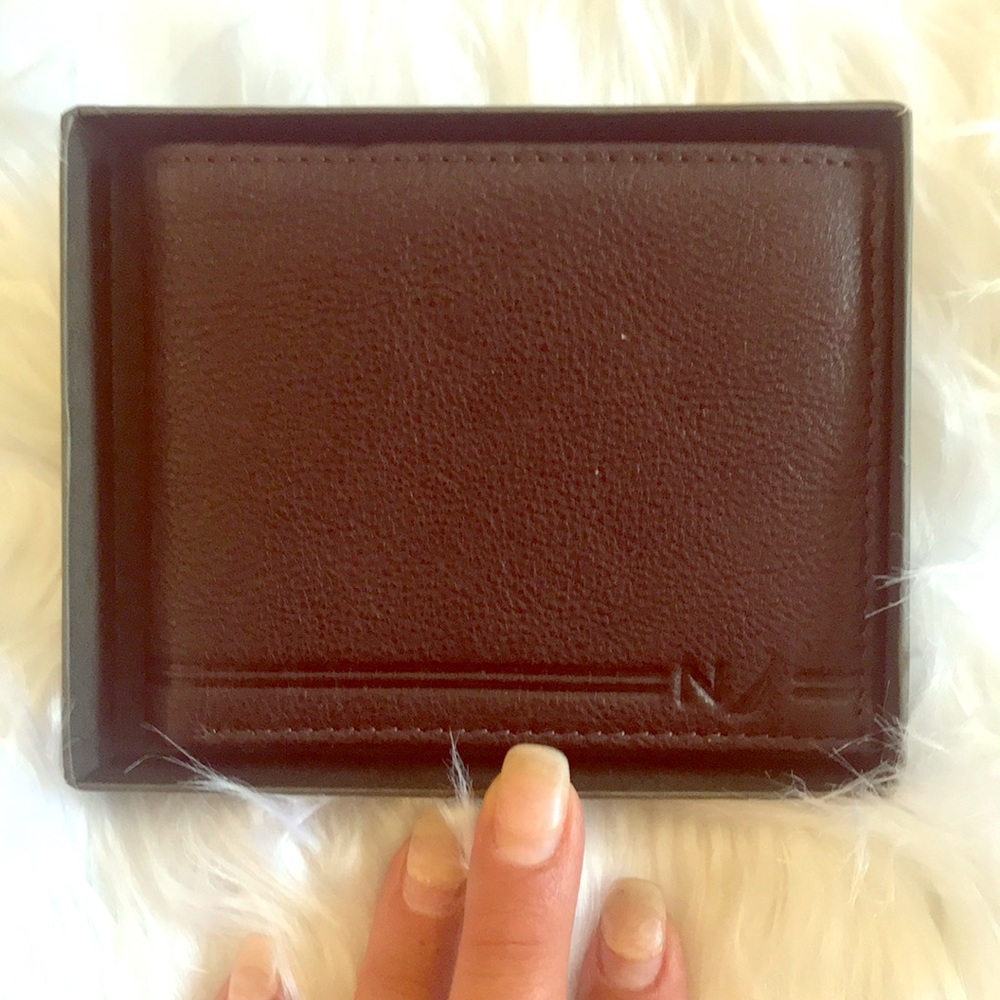 NWOT Nautica Men’s Wallet